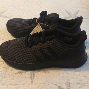 Adidas Questar Flow Shoes New